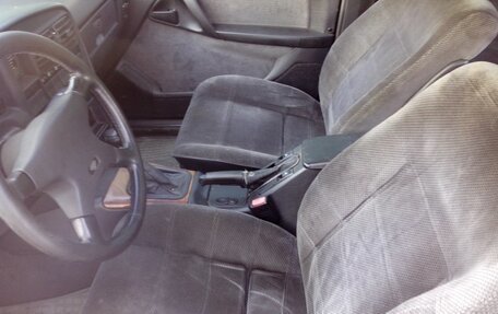 Opel Omega A, 1991 год, 150 000 рублей, 10 фотография