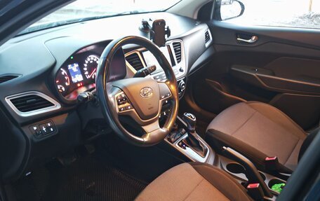 Hyundai Solaris II рестайлинг, 2019 год, 1 700 000 рублей, 6 фотография