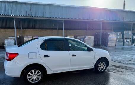 Renault Logan II, 2017 год, 295 000 рублей, 4 фотография