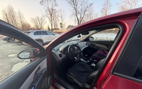 Chevrolet Cruze II, 2010 год, 750 000 рублей, 5 фотография