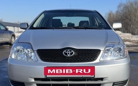 Toyota Corolla, 2004 год, 650 000 рублей, 4 фотография