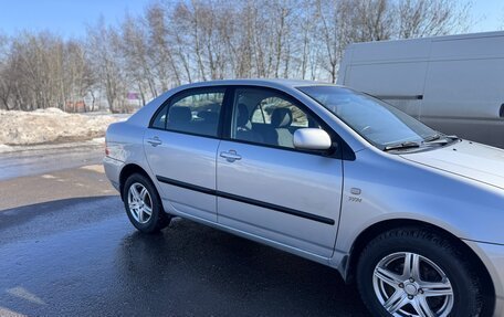 Toyota Corolla, 2004 год, 650 000 рублей, 10 фотография