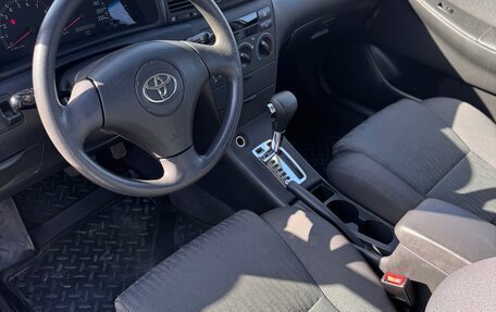 Toyota Corolla, 2004 год, 650 000 рублей, 17 фотография