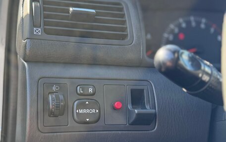 Toyota Corolla, 2004 год, 650 000 рублей, 19 фотография