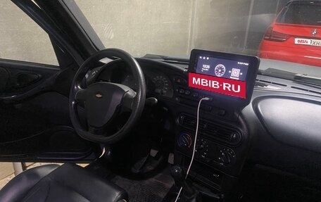 Chevrolet Niva I рестайлинг, 2008 год, 630 000 рублей, 5 фотография