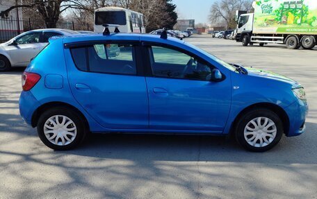 Renault Sandero II рестайлинг, 2016 год, 600 000 рублей, 3 фотография