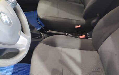 Renault Sandero II рестайлинг, 2016 год, 600 000 рублей, 16 фотография