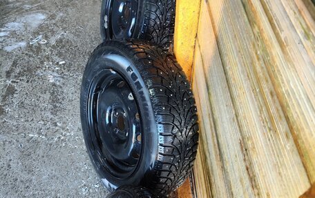 Renault Sandero II рестайлинг, 2016 год, 600 000 рублей, 24 фотография