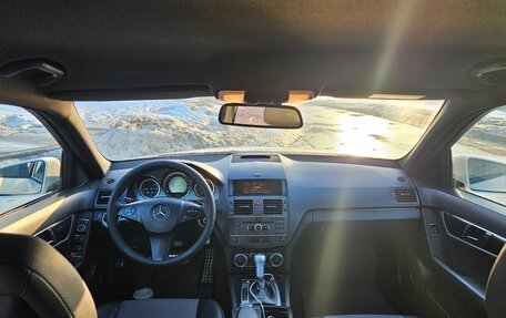 Mercedes-Benz C-Класс, 2010 год, 1 030 000 рублей, 8 фотография