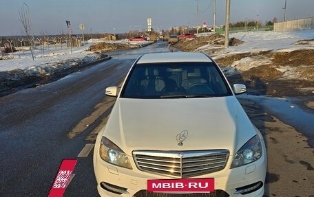 Mercedes-Benz C-Класс, 2010 год, 1 030 000 рублей, 3 фотография