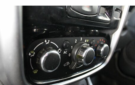 Renault Duster I рестайлинг, 2014 год, 999 000 рублей, 18 фотография