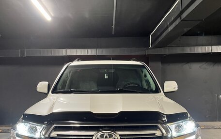 Toyota Land Cruiser 200, 2016 год, 7 210 000 рублей, 1 фотография
