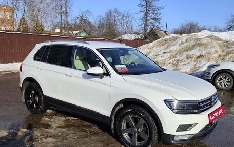 Volkswagen Tiguan II, 2017 год, 2 000 000 рублей, 7 фотография