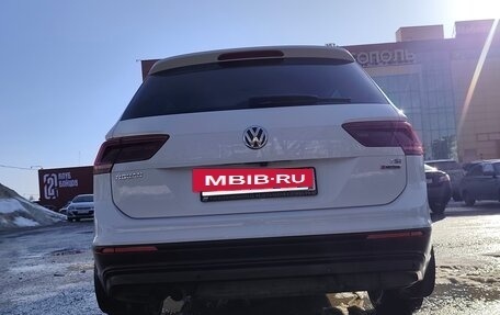 Volkswagen Tiguan II, 2017 год, 2 000 000 рублей, 10 фотография