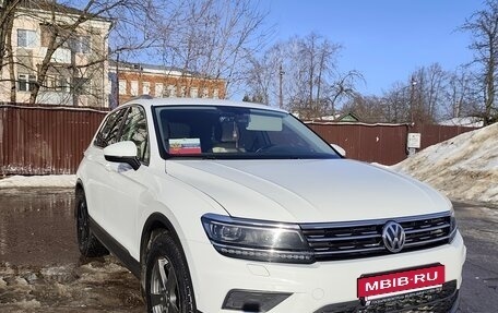 Volkswagen Tiguan II, 2017 год, 2 000 000 рублей, 6 фотография
