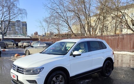 Volkswagen Tiguan II, 2017 год, 2 000 000 рублей, 14 фотография