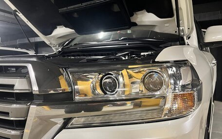 Toyota Land Cruiser 200, 2016 год, 7 210 000 рублей, 18 фотография