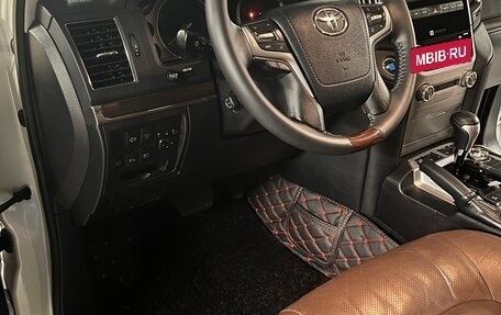 Toyota Land Cruiser 200, 2016 год, 7 210 000 рублей, 25 фотография