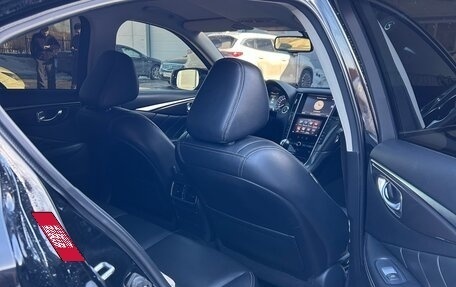 Infiniti Q50 I рестайлинг, 2017 год, 2 000 000 рублей, 6 фотография