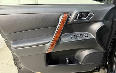 Toyota Highlander III, 2011 год, 1 999 800 рублей, 7 фотография