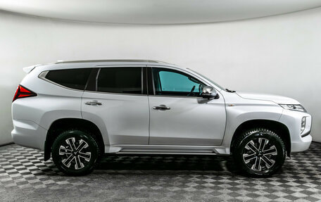 Mitsubishi Montero Sport, 2021 год, 4 470 000 рублей, 4 фотография