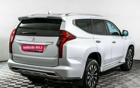 Mitsubishi Montero Sport, 2021 год, 4 470 000 рублей, 5 фотография
