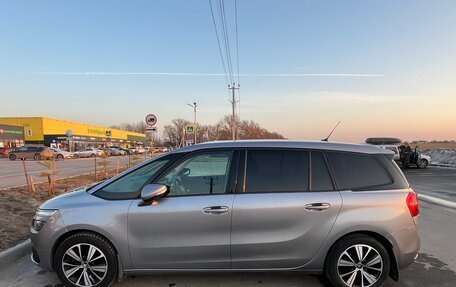 Citroen C4 Picasso II рестайлинг, 2017 год, 1 700 000 рублей, 12 фотография