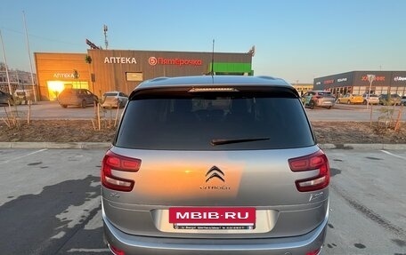 Citroen C4 Picasso II рестайлинг, 2017 год, 1 700 000 рублей, 11 фотография