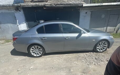 BMW 5 серия, 2004 год, 1 050 000 рублей, 7 фотография