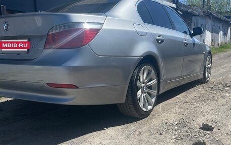 BMW 5 серия, 2004 год, 1 050 000 рублей, 5 фотография