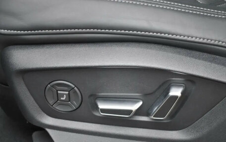 Audi Q7, 2025 год, 16 999 000 рублей, 11 фотография