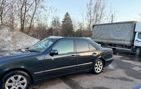 Mercedes-Benz E-Класс, 2000 год, 620 000 рублей, 4 фотография