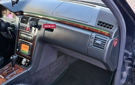 Mercedes-Benz E-Класс, 2000 год, 620 000 рублей, 9 фотография