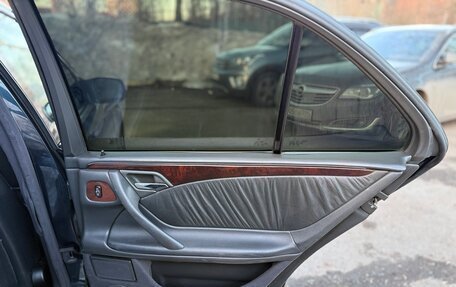 Mercedes-Benz E-Класс, 2000 год, 620 000 рублей, 13 фотография