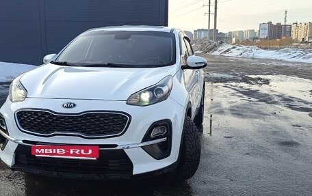 KIA Sportage IV рестайлинг, 2019 год, 2 400 000 рублей, 3 фотография