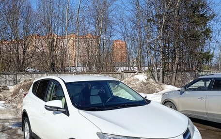 Toyota RAV4, 2013 год, 1 850 000 рублей, 2 фотография