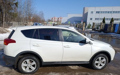 Toyota RAV4, 2013 год, 1 850 000 рублей, 4 фотография