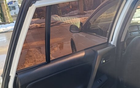 Toyota RAV4, 2013 год, 1 850 000 рублей, 17 фотография