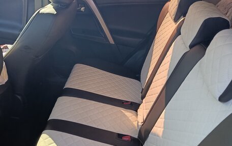 Toyota RAV4, 2013 год, 1 850 000 рублей, 16 фотография