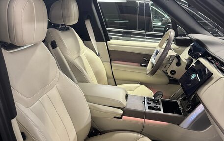 Land Rover Range Rover IV рестайлинг, 2023 год, 17 200 000 рублей, 6 фотография