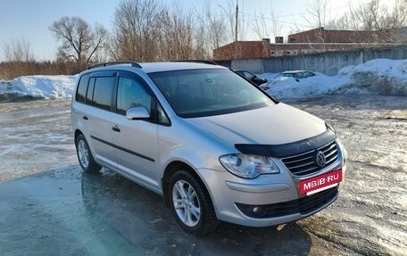 Volkswagen Touran III, 2007 год, 580 000 рублей, 3 фотография