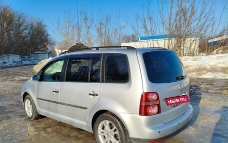 Volkswagen Touran III, 2007 год, 580 000 рублей, 7 фотография