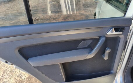 Volkswagen Touran III, 2007 год, 580 000 рублей, 14 фотография