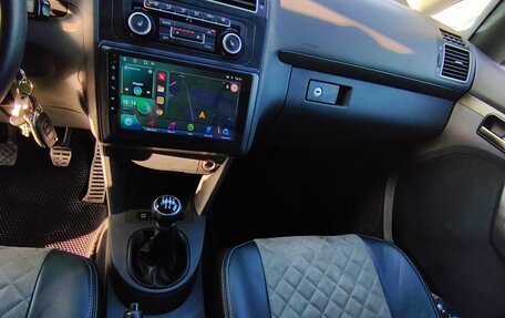 Volkswagen Touran III, 2007 год, 580 000 рублей, 20 фотография