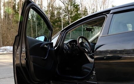 Opel Astra J, 2012 год, 850 000 рублей, 23 фотография