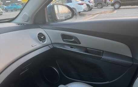 Chevrolet Cruze II, 2013 год, 700 000 рублей, 5 фотография