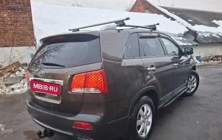 KIA Sorento II рестайлинг, 2011 год, 920 000 рублей, 2 фотография