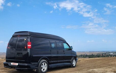 GMC Savana I, 2008 год, 2 250 000 рублей, 2 фотография