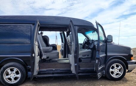 GMC Savana I, 2008 год, 2 250 000 рублей, 6 фотография