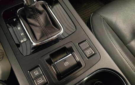 Subaru Outback IV рестайлинг, 2019 год, 2 899 000 рублей, 16 фотография